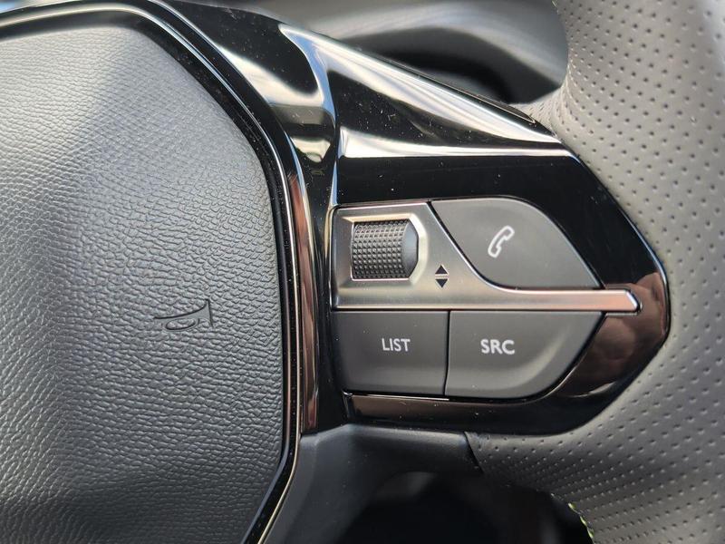 Used Peugeot 208 202609055753423 24