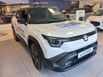 Used ~ Suzuki e Vitara 61kWh Ultra Auto 5dr Arctic White Pearl - Bluish Black Pearl at Islington Motor Group