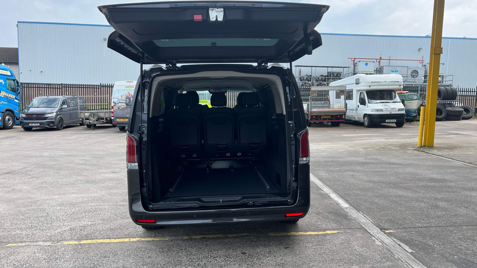 Used ~ Mercedes-Benz Vito 2.0 119 CDI SELECT Crew Van 5dr Diesel G 