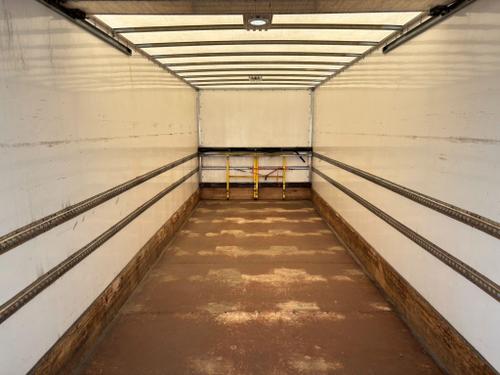 Mercedes-Benz Atego Photo at-f920e5c14ca14ae6b3d7f8045df6e417.jpg