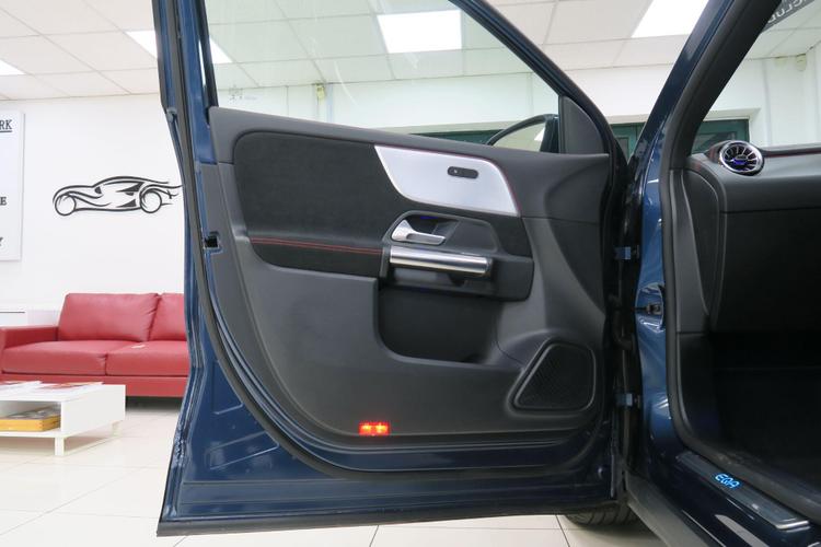 Used Mercedes-Benz EQA VN22NFH 11
