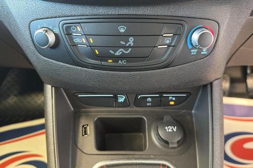 Ford TRANSIT COURIER Photo at-f9d81931f4f54c05bc6b39f7a67d5c1b.jpg