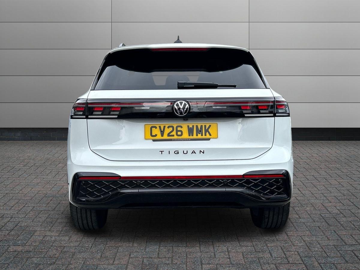 Volkswagen Tiguan Photo at-fa27a3505e344097b3780a4ef4161db8.jpg