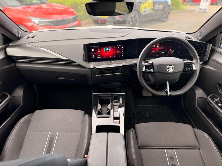 Used Vauxhall Astra BG25VSY 7