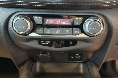 Nissan JUKE Photo at-fa8c487f952245afb6edd50f5241549a.jpg