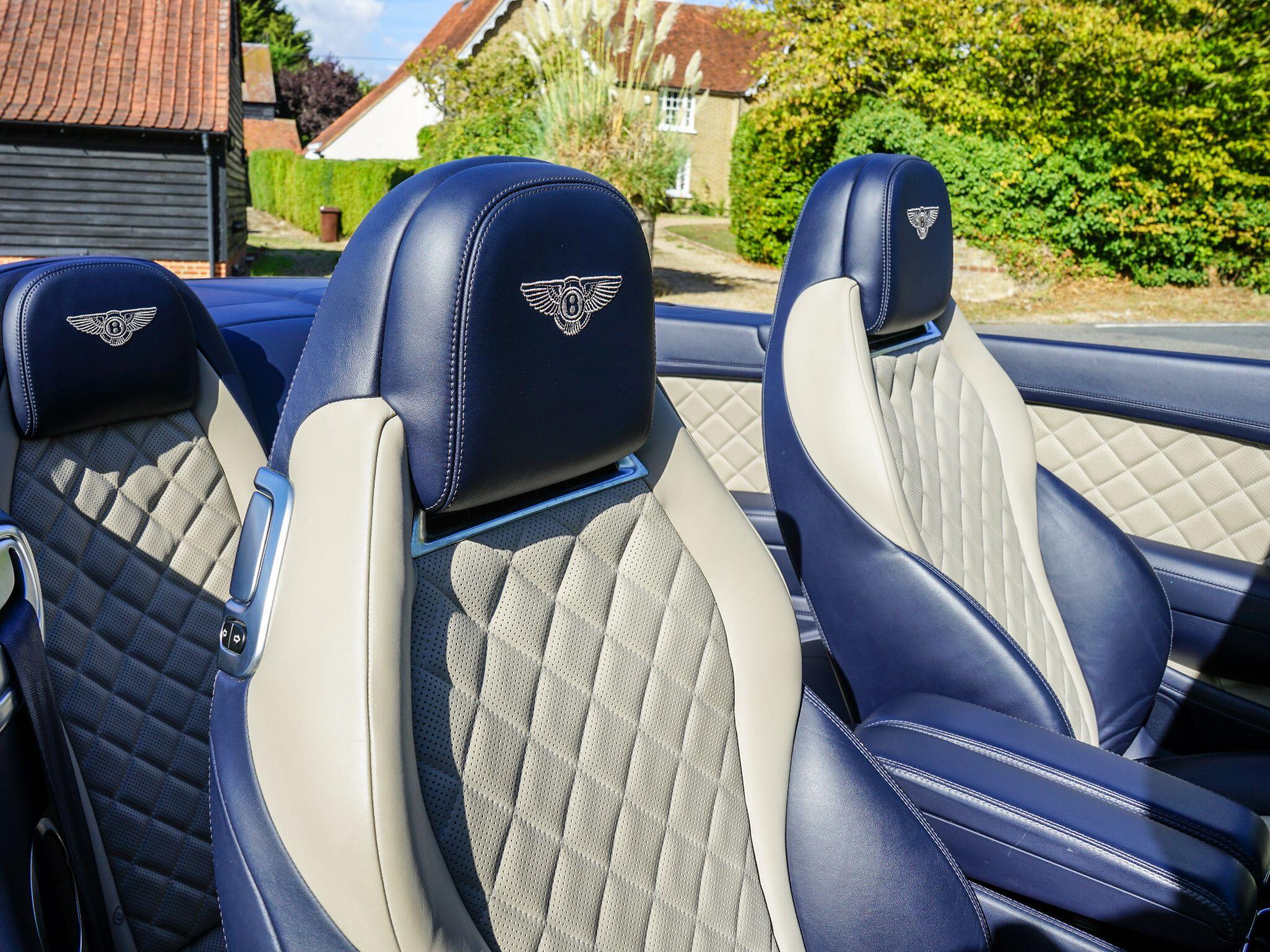 Bentley Continental 4.0 V8 GTC Convertible 2dr Petrol Auto 4WD Euro 6 (507 ps) — photo 23