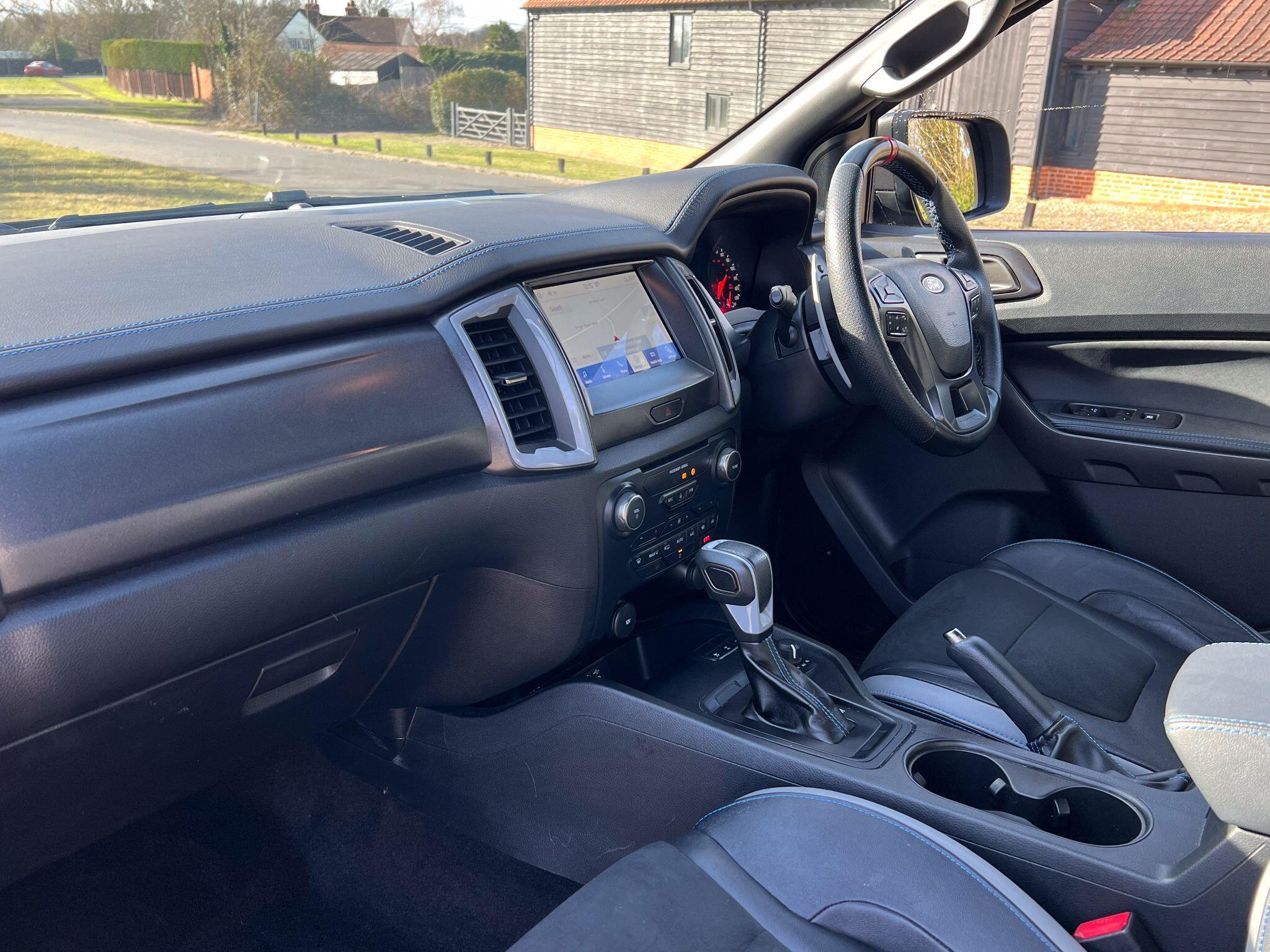 Ford Ranger 2.0 EcoBlue Raptor Auto 4WD Euro 6 (s/s) 4dr — photo 15
