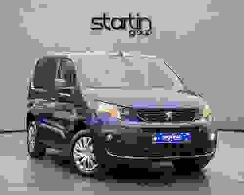 Peugeot Partner 1.5 BlueHDi 1000 Professional Standard Panel Van EAT8 SWB Euro 6 (s/s) 5dr Blue at Startin Group