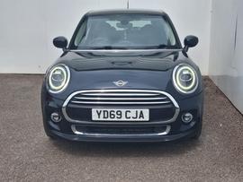 MINI Hatch Photo 2
