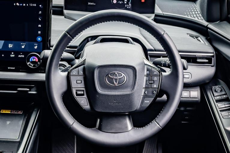 Used Toyota C-HR+ WU26NRK 29