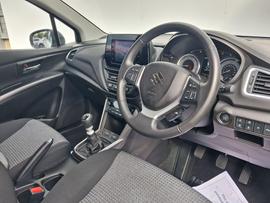 Suzuki S-Cross Photo 20