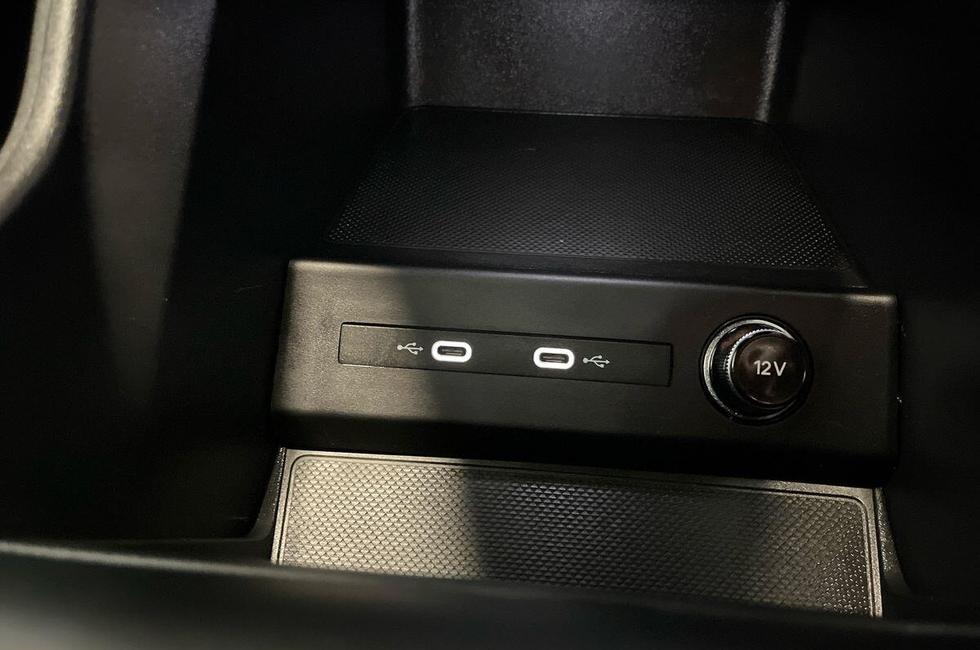 Audi Q4 Photo at-fb27884d4015425fb2191733de411188.jpg