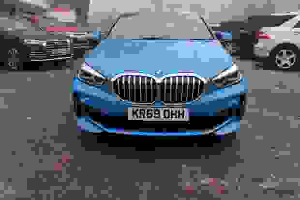BMW 1 Series Photo at-fb308c67921245ddb378f9b09ffcb4c4.jpg