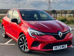 Used 2023 Renault Clio 1.0 TCe evolution Euro 6 (s/s) 5dr at Startin Group