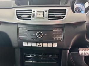 Mercedes-Benz E Class Photo 42
