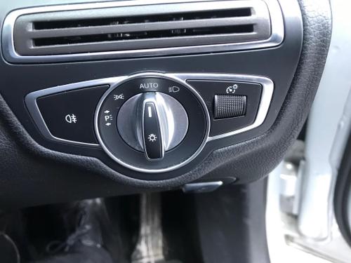 Mercedes-Benz C Class Photo at-fbbcb750409541aaab2fea70241f54f1.jpg