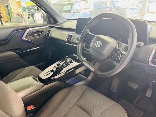 Suzuki e Vitara Photo at-fbea37d1e0e4456c927c6e480eefbfbb.jpg