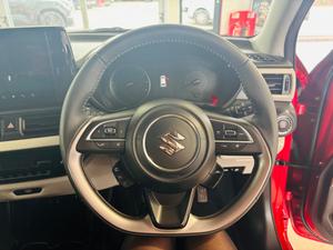 Suzuki Swift Photo 34