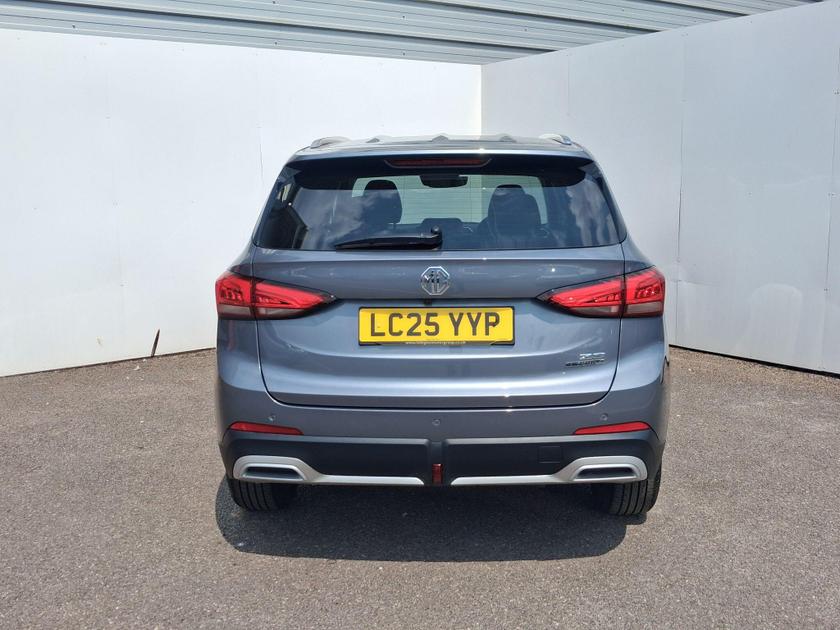 MG MG ZS Photo at-fc54d4595a974fb29f74e503352f89a7.jpg