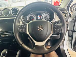 Suzuki Vitara Photo 31