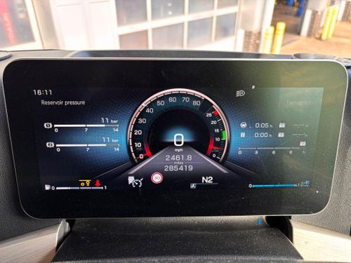 Mercedes-Benz Actros L Photo at-fcbf3213305240cf83d0454afee1560e.jpg