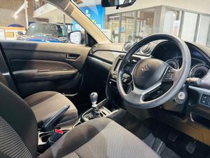 Suzuki Vitara Photo 29