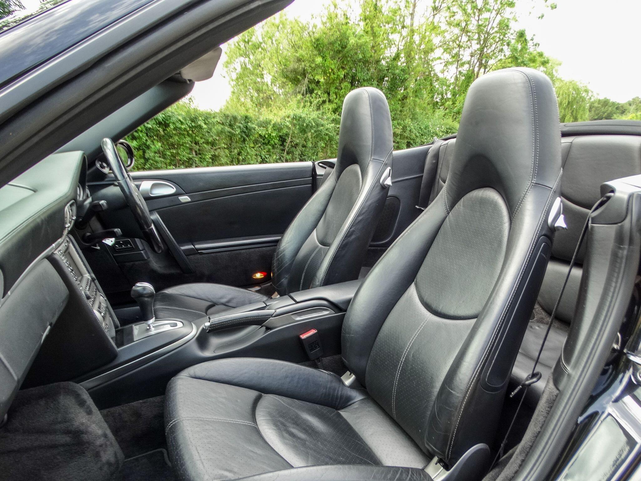 Porsche 911 3.8 997 Carrera 4S Cabriolet 2dr Petrol Tiptronic S AWD (286 g/km, 350 bhp) — photo 11
