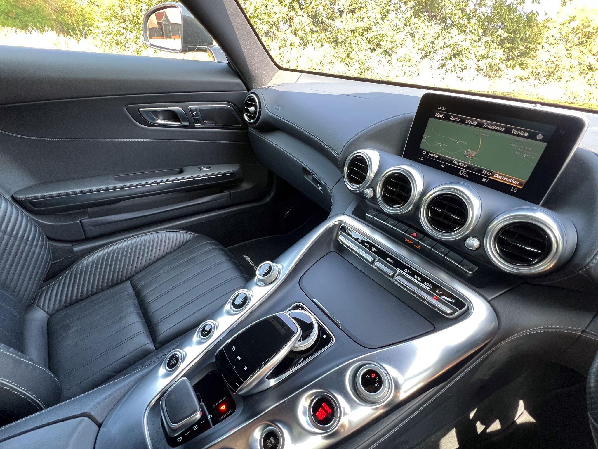 Mercedes-Benz AMG GT 4.0 V8 BiTurbo (Premium) Roadster SpdS DCT Euro 6 (s/s) 2dr — photo 6