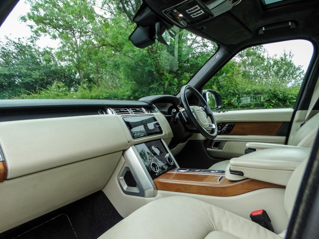 Used Land Rover Range Rover WR70KYF 16