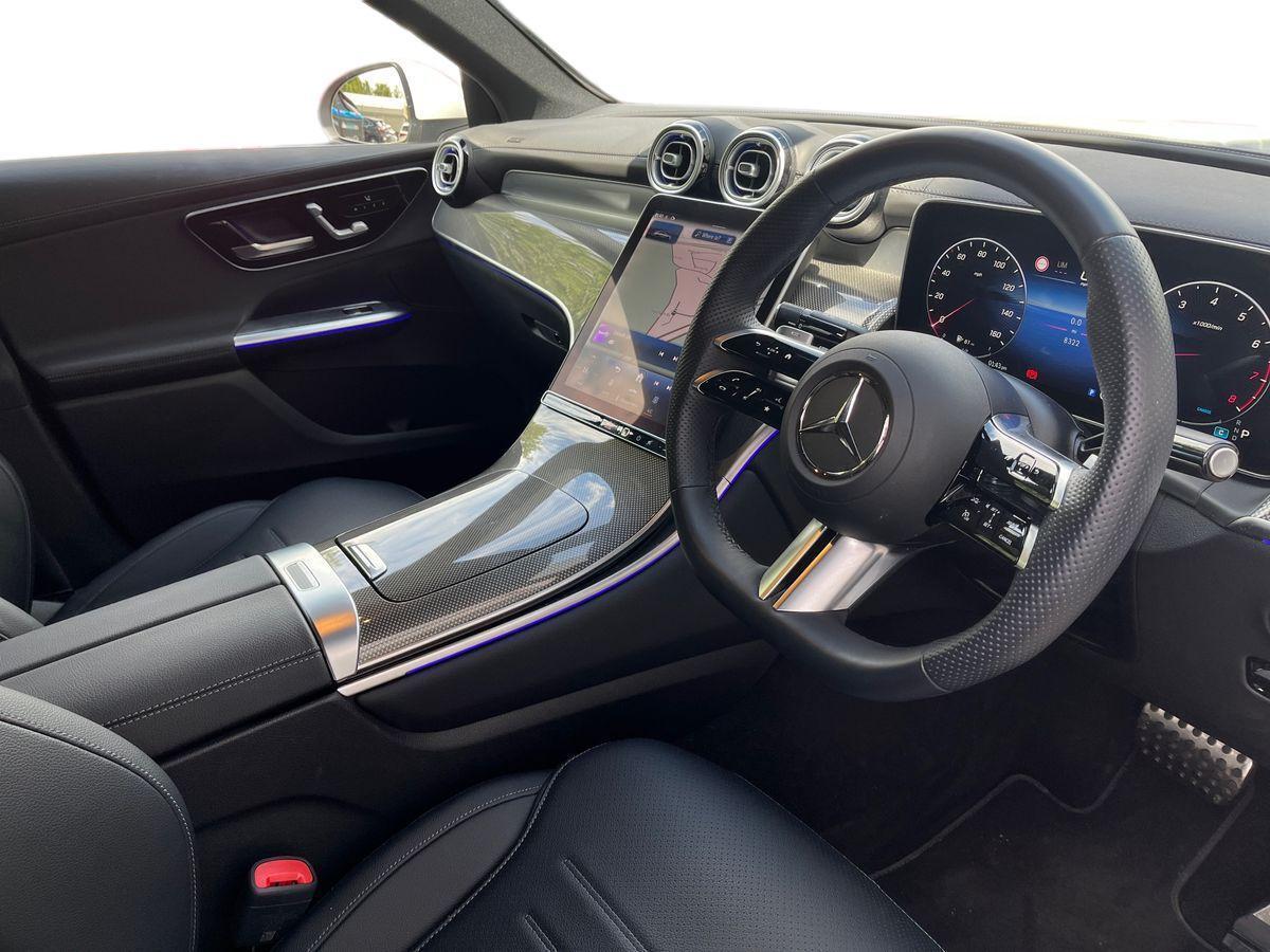 Mercedes-Benz GLC Photo at-fd202fa0a2944c18bc95d4855faba24d.jpg