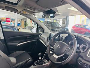 Suzuki S-Cross Photo 27