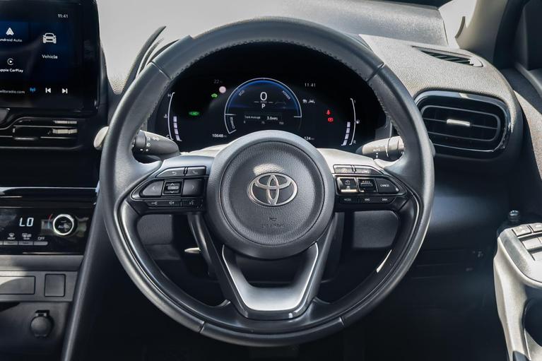 Used Toyota Yaris Cross KR75EFE 13