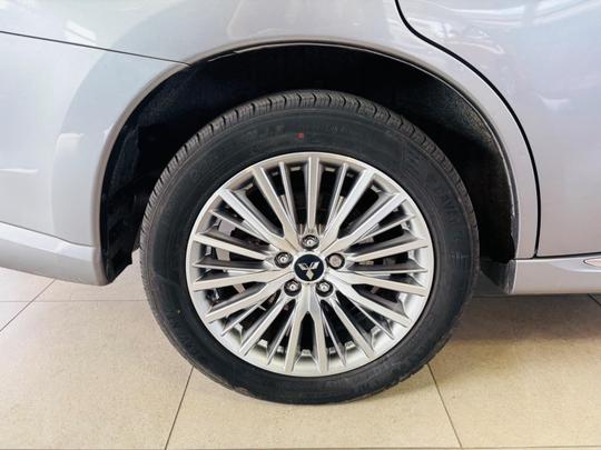 Mitsubishi Outlander Photo at-fda7e2b768064e90a901d195f390df59.jpg