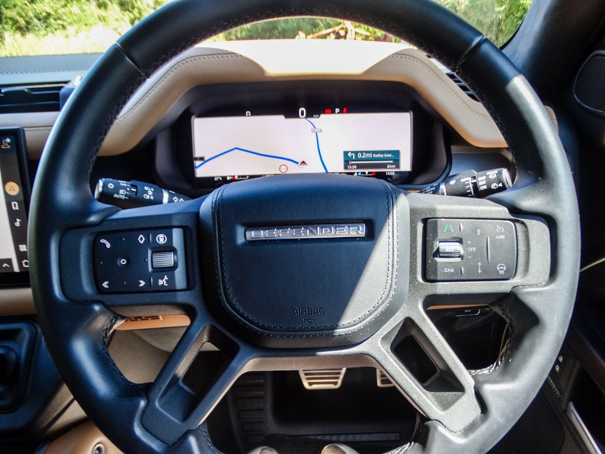 Land Rover Defender 110 5.0 P425 V8 X Auto 4WD Euro 6 (s/s) 5dr — photo 7