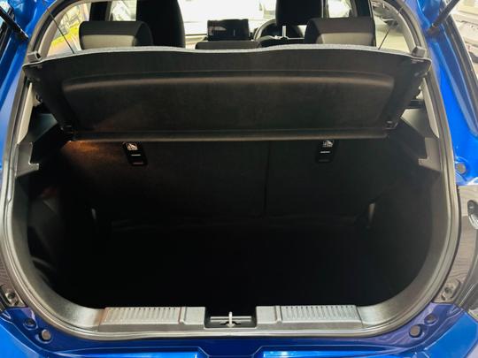 Suzuki Swift Photo at-fdd5e3c6d31c4cd8904180190daf1513.jpg