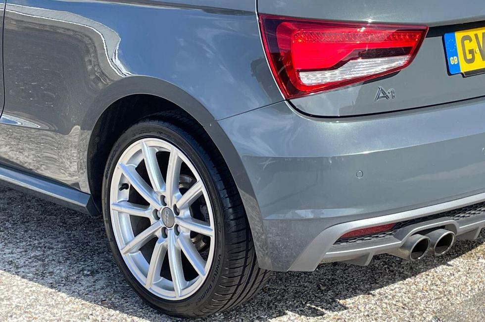 Audi A1 Photo at-fdd82f1dd0314e9199d238e054e70768.jpg
