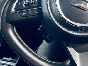 Suzuki Swift Photo 35
