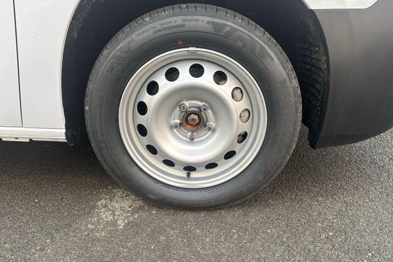 Used Peugeot Partner 202512188681697 11