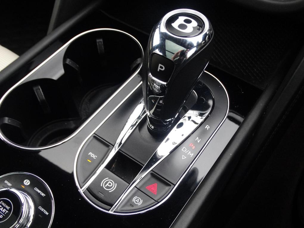 Used Bentley Bentayga LJ19YZS 30