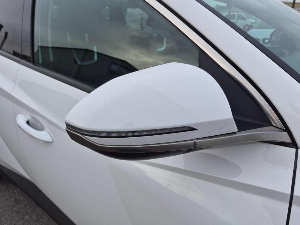 Hyundai TUCSON Photo at-fde598c7acd74678b92f614446ac3030.jpg