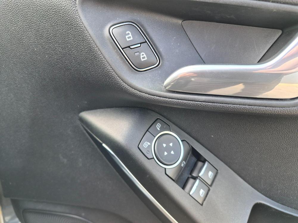 Ford Fiesta Photo at-fe19d2d2e2504187b9c6bf7a26a30bc1.jpg