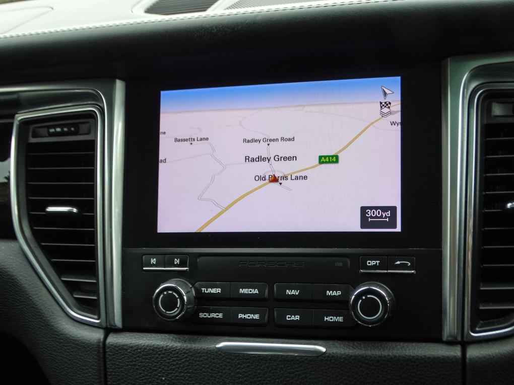 Used Porsche Macan GY67RYF 21