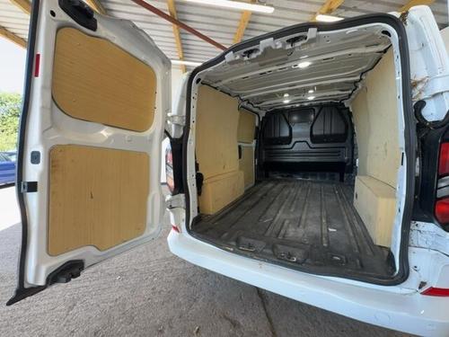 Ford TRANSIT CUSTOM Photo at-fe55ee83e4a74b55bce00c98c3993877.jpg