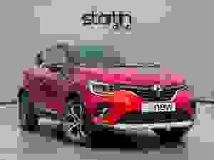 Used ~ Renault CAPTUR Techno TCe 90 MY22 flame red with diamond black roof at Startin Group