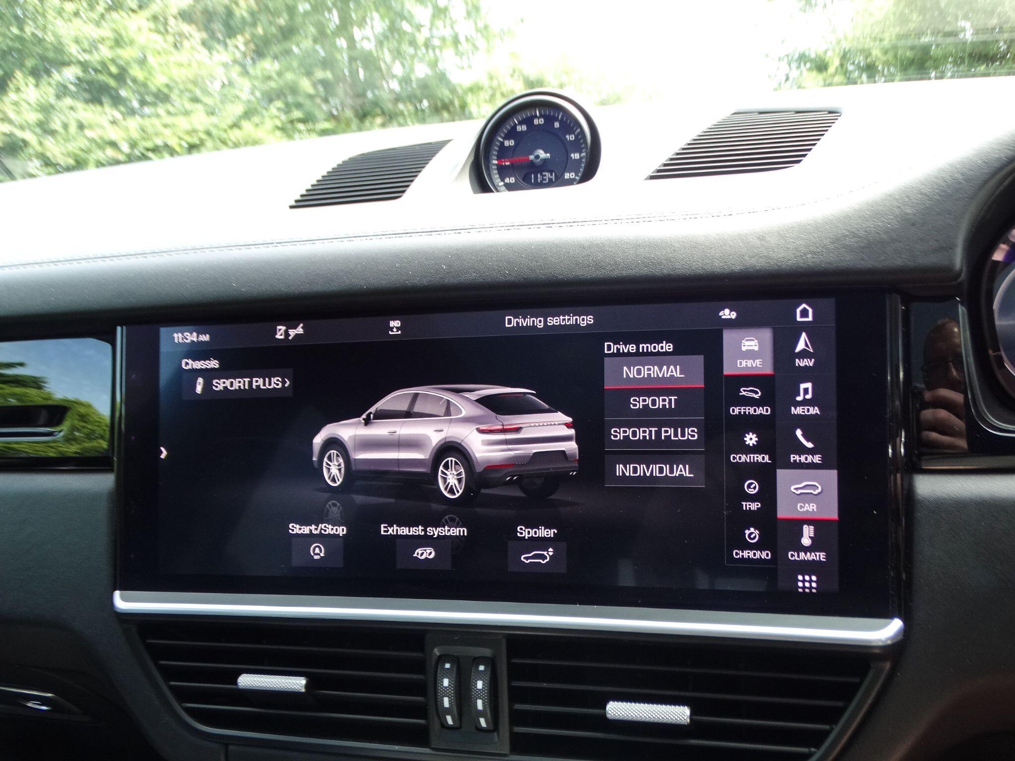Porsche Cayenne 2.9T V6 S TiptronicS 4WD Euro 6 (s/s) 5dr — photo 29