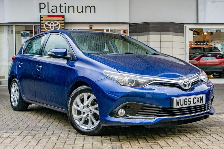 Used Toyota Auris WU65CKN 1