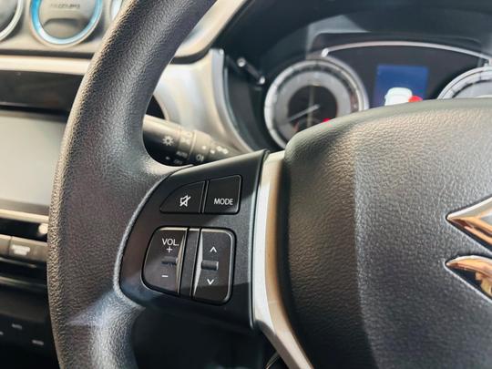 Suzuki Vitara Photo at-fe8e29a9b78f47f79c14f2aee6042d3e.jpg