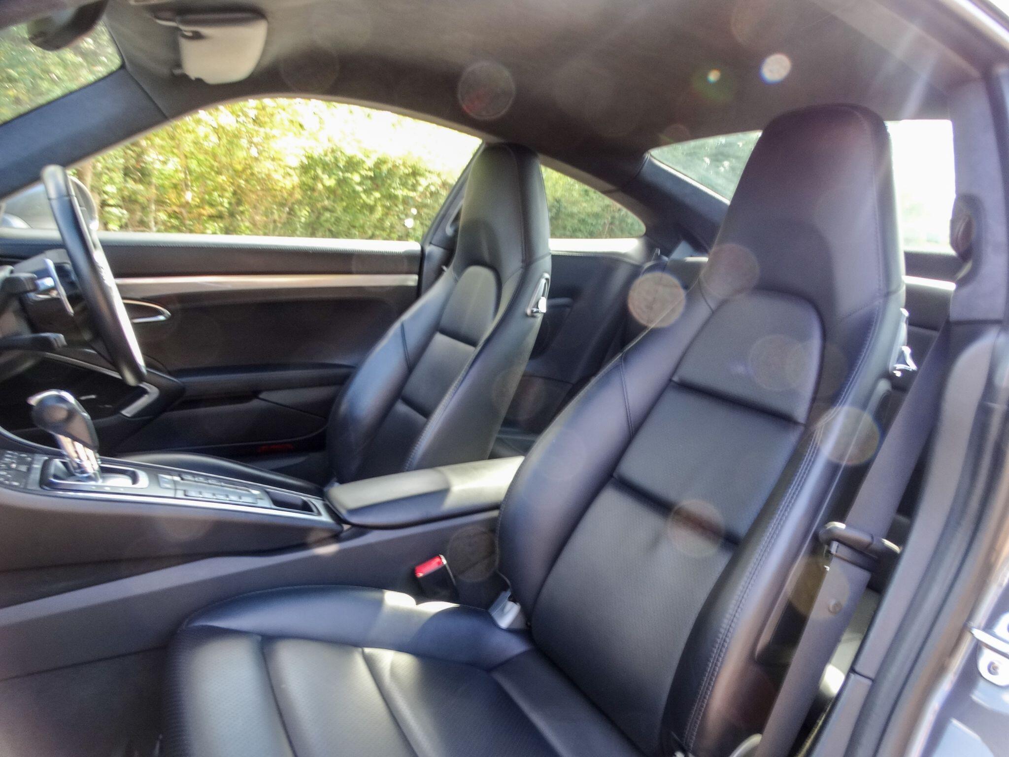 Porsche 911 3.8 991 Carrera 4S PDK 4WD Euro 5 (s/s) 2dr — photo 12