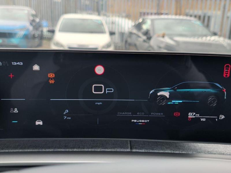 Used Peugeot 5008 202609035684391 37
