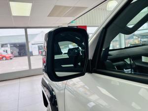 Mitsubishi L200 Photo 12